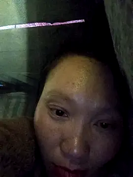 bonnie-00 online show from 12/18/25, 03:27