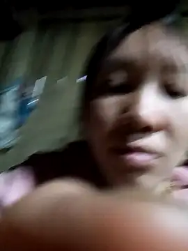 Snapshot of bonnie-00 chatting on 02/05/26, 11:06 bonnie-00 online show from 02/05/26, 11:06