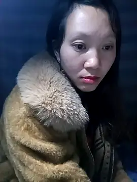 bonnie-00 online show from 11/17/25, 03:49