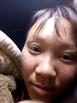 Snapshot of bonnie-00 chatting on 02/04/26, 04:13 bonnie-00 online show from 02/04/26, 04:13