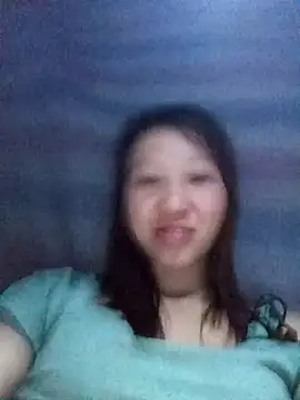 Snapshot of bonnie-00 chatting on 05/01/26, 04:12 bonnie-00 online show from 05/01/26, 04:12