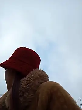 Snapshot of bonnie-00 chatting on 02/15/26, 02:12 bonnie-00 online show from 02/15/26, 02:12