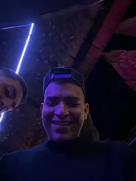 maykel and mike online show from 10/08/25, 03:19