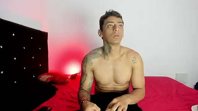 maykel and mike online show from 01/14/26, 02:42