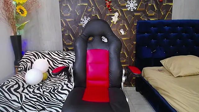 Snapshot of fire_drako_ chatting on 11/30/25, 06:14 fire drako online show from 11/30/25, 06:14