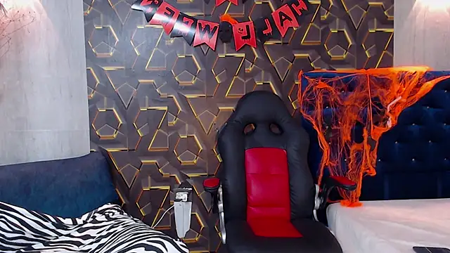 Snapshot of fire_drako_ chatting on 11/04/25, 03:27 fire drako online show from 11/04/25, 03:27