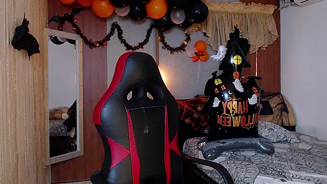 Snapshot of fire_drako_ chatting on 10/21/25, 02:05 fire drako online show from 10/21/25, 02:05