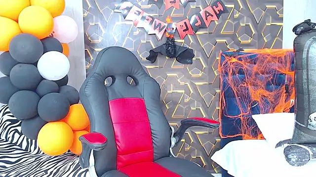 Snapshot of fire_drako_ chatting on 10/27/25, 03:02 fire drako online show from 10/27/25, 03:02