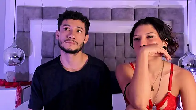 Snapshot of EthanCollen chatting on 09/23/25, 10:17 EthanCollen online show from 09/23/25, 10:17