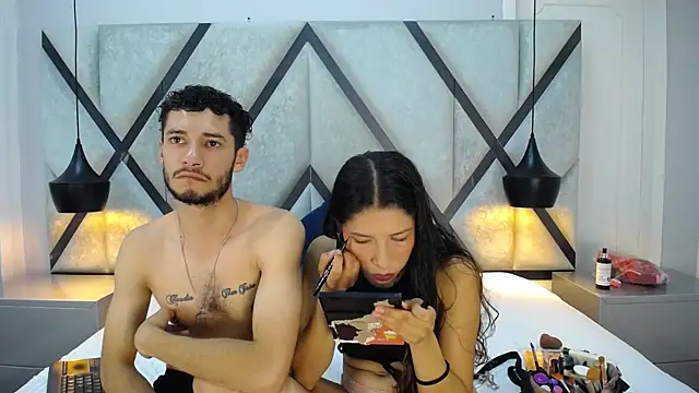 Snapshot of EthanCollen chatting on 11/09/25, 10:58 EthanCollen online show from 11/09/25, 10:58