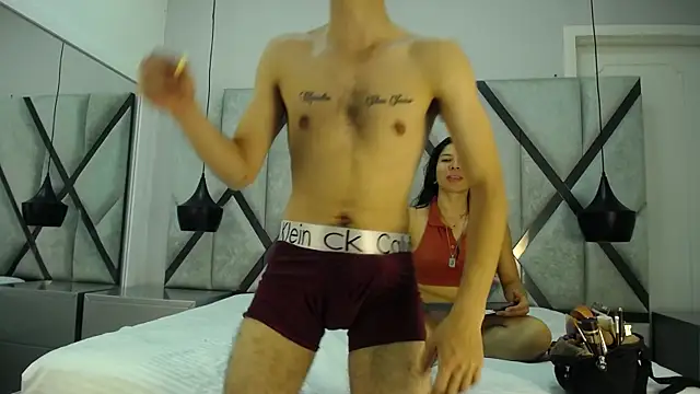 Snapshot of EthanCollen chatting on 11/06/25, 10:36 EthanCollen online show from 11/06/25, 10:36