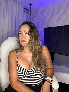 BunnyGlow50 online show from 09/14/25, 03:18