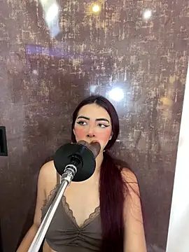 cherry skinny  online show from 12/14/25, 04:08