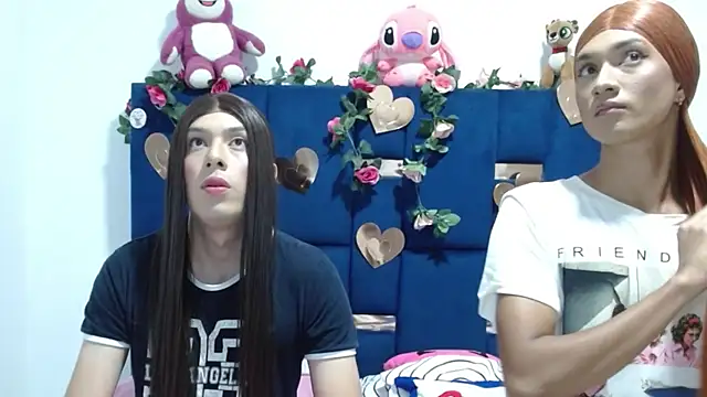 Snapshot of PinkLuna_LolaBloom chatting on 02/14/26, 02:56 PinkLuna LolaBloom online show from 02/14/26, 02:56