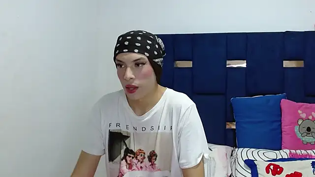 PinkLuna LolaBloom online show from 06/02/26, 02:00