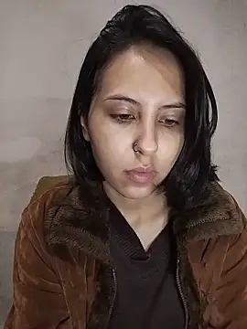 melzinhah03 online show from 05/21/26, 08:17