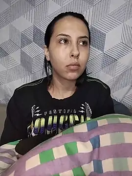 Snapshot of melzinhah03 chatting on 07/08/26, 12:46 melzinhah03 online show from 07/08/26, 12:46