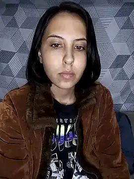 melzinhah03 online show from 05/15/26, 11:36