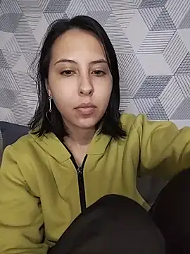 Snapshot of melzinhah03 chatting on 07/01/26, 01:06 melzinhah03 online show from 07/01/26, 01:06
