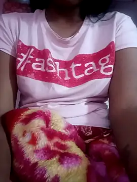 Snapshot of riyahot-3 chatting on 12/01/25, 03:40 riyahot-3 online show from 12/01/25, 03:40