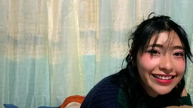 Sullyoonn online show from 10/29/25, 11:25