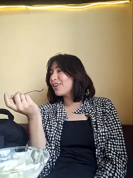 Sullyoonn online show from 03/24/26, 05:46