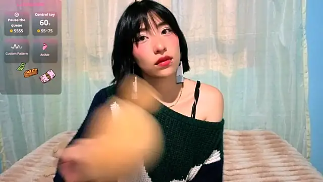 Snapshot of Sullyoonn chatting on 01/14/26, 12:47 Sullyoonn online show from 01/14/26, 12:47