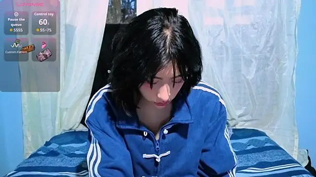 Sullyoonn online show from 03/07/26, 11:21