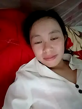 Snapshot of lyuyenkk chatting on 09/19/25, 05:33 lyuyenkk online show from 09/19/25, 05:33