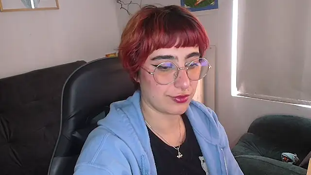 Snapshot of Miacatsito3 chatting on 02/12/26, 07:57 Miacatsito3 online show from 02/12/26, 07:57