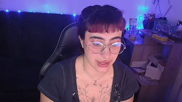 Miacatsito3 online show from 03/27/26, 04:54