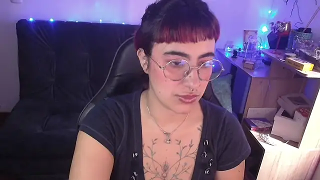 Miacatsito3 online show from 03/26/26, 04:49