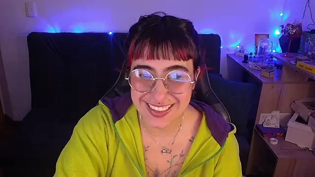 Miacatsito3 online show from 03/20/26, 10:27