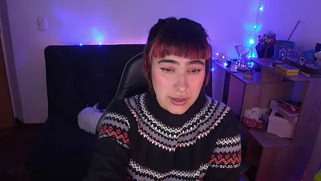 Miacatsito3 online show from 04/07/26, 05:42