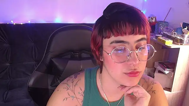 Miacatsito3 online show from 04/03/26, 07:53