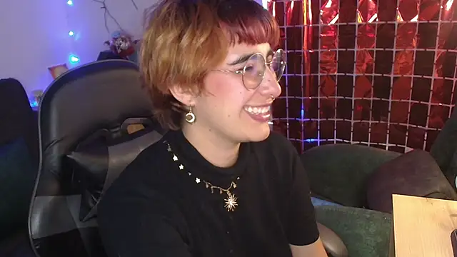 Snapshot of Miacatsito3 chatting on 02/28/26, 10:31 Miacatsito3 online show from 02/28/26, 10:31