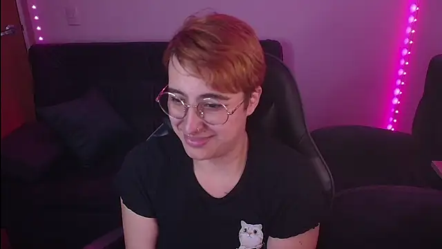 Miacatsito3 online show from 10/04/25, 02:24