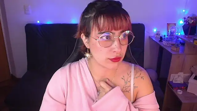 Miacatsito3 online show from 03/13/26, 01:21