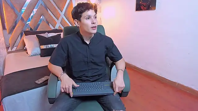 kraven lust online show from 10/01/25, 02:49