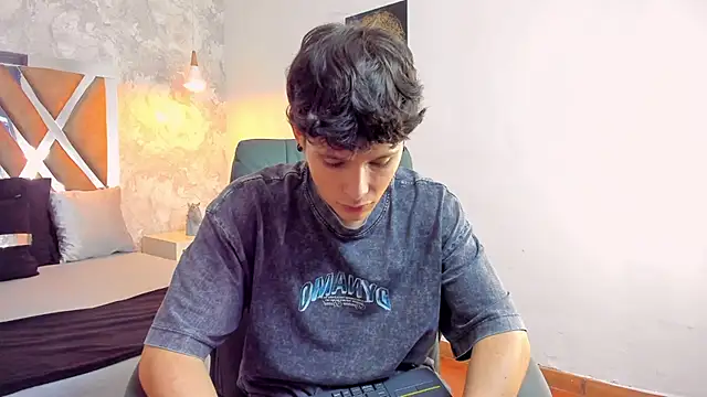 kraven lust online show from 12/03/25, 03:07