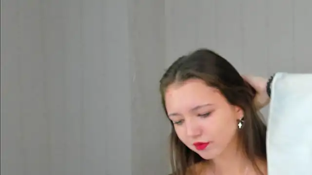 Amanda Reedd online show from 10/30/25, 06:01