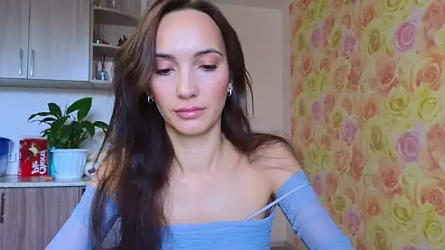 Snapshot of Lillian-Clark chatting on 11/13/25, 05:55 Lillian-Clark online show from 11/13/25, 05:55