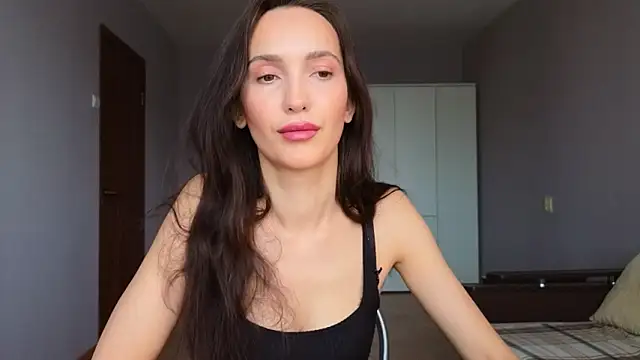 Lillian-Clark online show from 02/26/26, 10:04