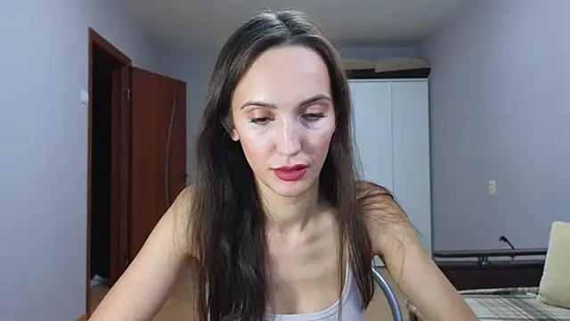 Snapshot of Lillian-Clark chatting on 11/22/25, 11:09 Lillian-Clark online show from 11/22/25, 11:09