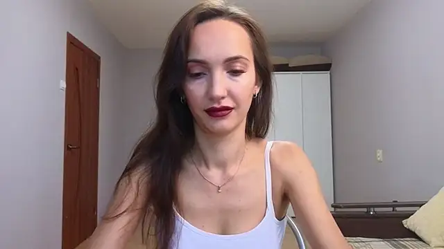 Snapshot of Lillian-Clark chatting on 11/06/25, 05:11 Lillian-Clark online show from 11/06/25, 05:11