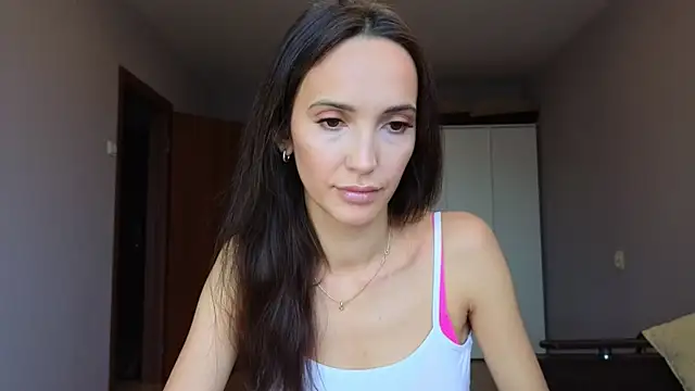 Snapshot of Lillian-Clark chatting on 10/22/25, 08:03 Lillian-Clark online show from 10/22/25, 08:03