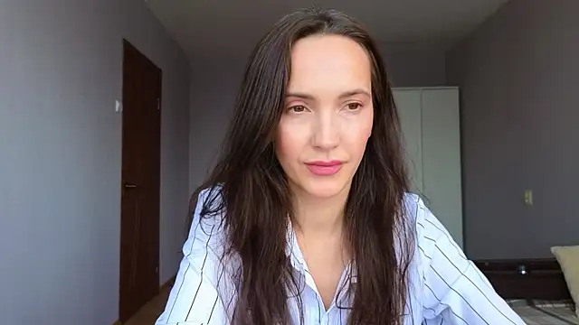 Lillian-Clark online show from 03/08/26, 09:45