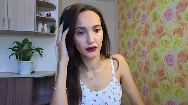 Snapshot of Lillian-Clark chatting on 10/16/25, 04:54 Lillian-Clark online show from 10/16/25, 04:54