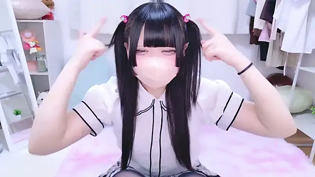 Nano chan  online show from 03/07/26, 09:05