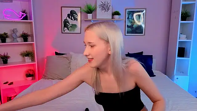 evlica online show from 10/27/25, 07:31